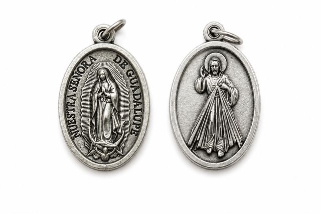 N. S. de Guadalupe plateada